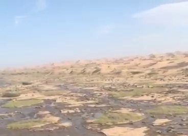 Kuiseb River reaches coast