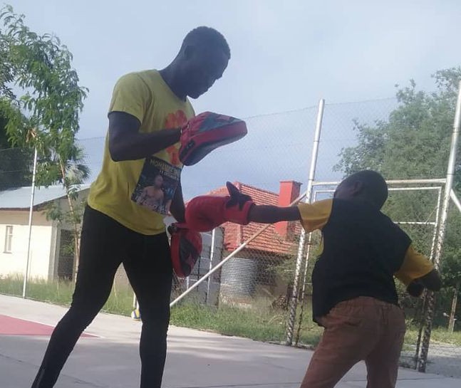 Bulelo grooms talented boxers