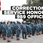 989 correctional officers awarded long service medals